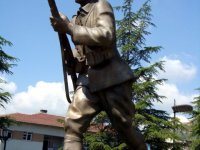 Kastamonu Atatürk ve Şerife Bacı Anıtı