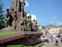 Kastamonu Atatürk ve Şerife Bacı Anıtı