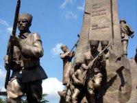 Kastamonu Atatürk ve Şerife Bacı Anıtı