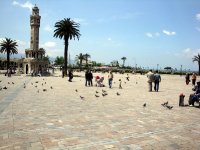 Konak Meydanı